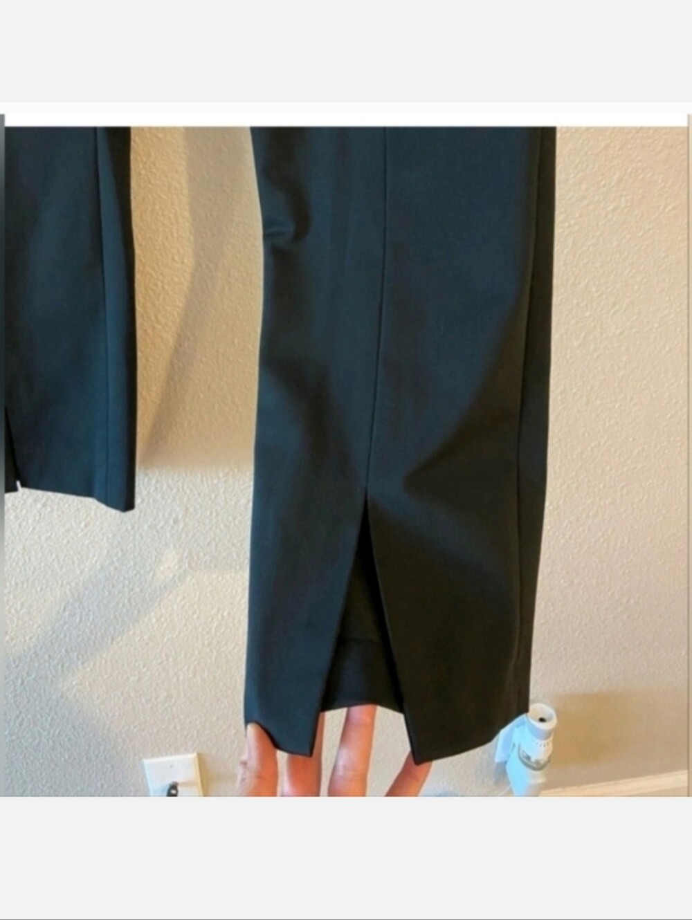 Alice + Olivia stacey front slit ankle pants Size 4 - Picture 10 of 12